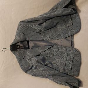 Adorable short blazer jacket